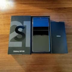 Galaxy S21 グレー 256GB auのサムネイル