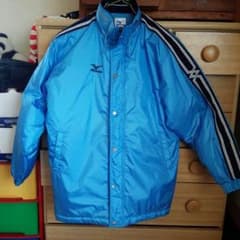 MIZUNOのジャージ上のサムネイル