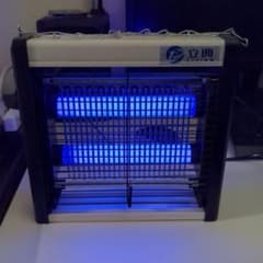 電撃殺虫器（でんげき さっちゅうき）のサムネイル