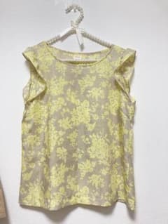 techichi テチチ　トップス　M ボタニカルのサムネイル