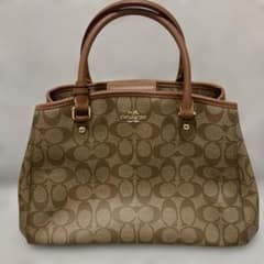 COACH ベージュ トートバッグのサムネイル