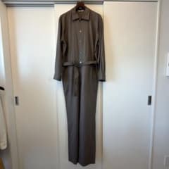 値下中】AURALEE SUPER LIGHT WOOL JUMPSUIT - メルカリ