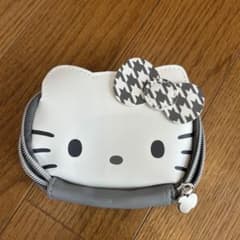 HELLO KITTY x BRILMY ミニコスメポーチ 付録 - メルカリ