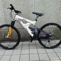 ホットチリHotChili ダウンヒルバイクのサムネイル