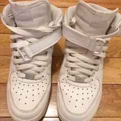 NIKEエアフォースのサムネイル