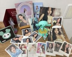 【バラ売・値段交渉可】レアありTWICE ミナ フォトカードアクスタセットのサムネイル