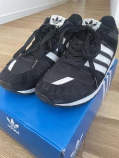 adidas ZX700のサムネイル