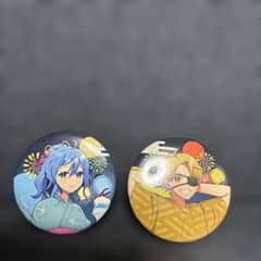 カラフルピーチ 缶バッジ 2個セットのサムネイル