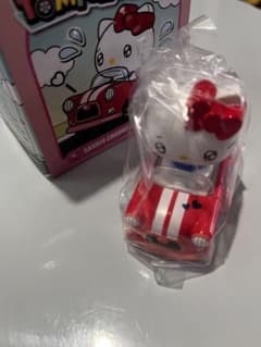 TOMICA TUNES サンリオ　トミカ　キティのサムネイル