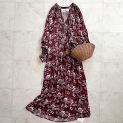 ア*ユ様 タグ付新品　サラマリカ　ハンドペイントフラワープリントドレス　ブラウン m16503607254_1.jpg?1780923599