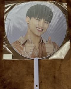 SEVENTEEN ミンギュ うちわ - メルカリ