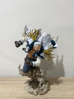 ワンピース スモーカー フィギュアのサムネイル