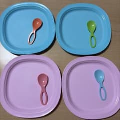 Tupperware プレート スクエア　スプーンおまけ付きのサムネイル