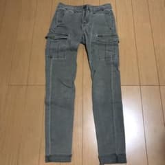 カーゴパンツのサムネイル