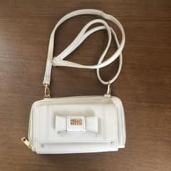 ハローキティ　ショルダーバッグのサムネイル