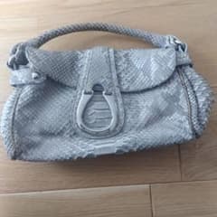 Giorgio Armani グレー ハンドバッグ pitone パイソン - メルカリ