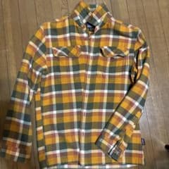 patagonia チェック柄ネルシャツ XSのサムネイル