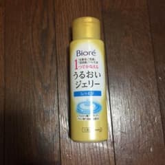 ビオレ うるおいジェリーしっとり 本体 180mlのサムネイル