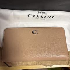 新春値下げ‼️超美品❣️COACH ベージュ 長財布 - メルカリ