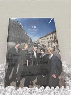 M!LK 10th ANNIVERSARY PHOTOBOOK〜パリじゃん〜のサムネイル