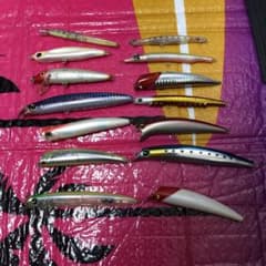 プラグ　ルアーのサムネイル
