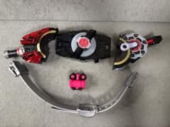 仮面ライダーギーツ　変身ベルト DXデザイアドライバーのサムネイル