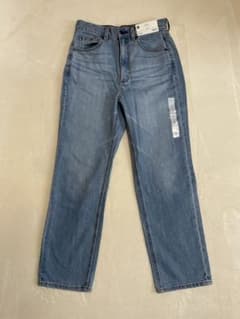 新品、未使用　タグ付き　GU ハイウエストストレートジーンズ レディースMサイズのサムネイル