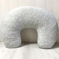 【美品】授乳クッションのサムネイル