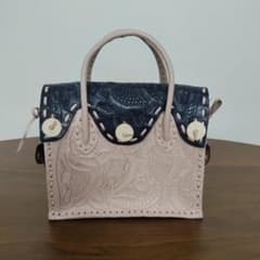 ★美品★Carving Tribes ハンドバッグのサムネイル