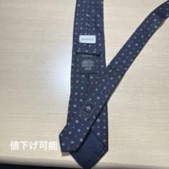 GUCCI ネクタイ GGロゴ フラワー柄 ネイビー - メルカリ