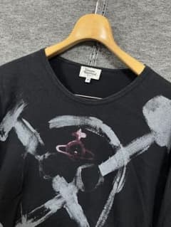 綺麗 正規品 ヴィアンウエストウッドマン オーブ スカル プリント 長袖Tシャツ 綺麗 正規品 ヴィアンウエストウッドマン オーブ スカル プリント 長袖
