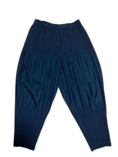 homme plisse ISSEY MIYAKE プリーツパンツのサムネイル