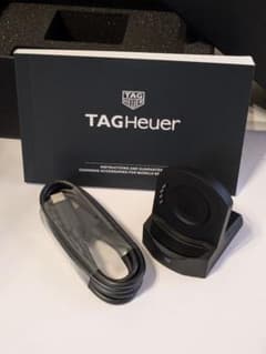 新品未使用 TAG Heuer タグホイヤーコネクテッドE4(45mm)用充電器 
