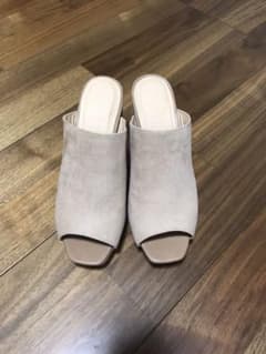 GU オープントゥサンダルのサムネイル