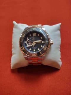 INVICTA GRAND DIVER 自動巻き　コンビ　200M防水 INVICTA GRAND DIVER 自動巻き コンビ 200M防水 - メルカリ