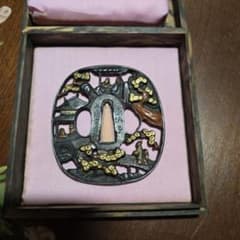 藻柄子入道宗典の鍔 秀逸 刀装具 銘：江州彦根住 藻柄子入道宗典製