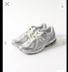 【New Balance / ニューバランス】 1906 シルバー　ホワイトのサムネイル