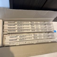 未使用】TOSHIBA LED蛍光灯 LDL20S-N/11/12-G 15本 - メルカリ