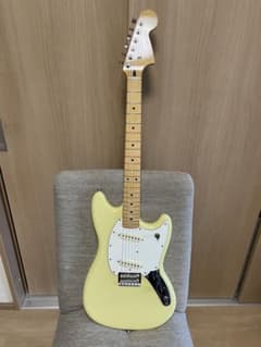 Fender Mexico Player 2 Mustang ムスタング 黄色 - メルカリ