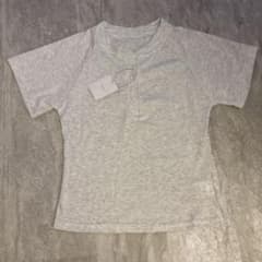 Tシャツ　ホワイトグレー　新品未使用タグ付き　フリーサイズのサムネイル