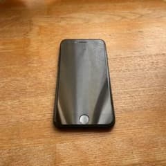 iPhone 7 Jet Black 128 GB SIMフリーのサムネイル