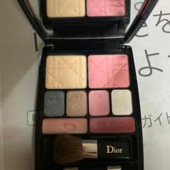 値下げ！ディオールメイクパレットのサムネイル