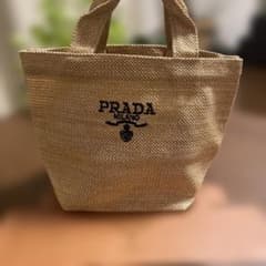 PRADA L'HOMME ノベルティトートバッグ - メルカリ