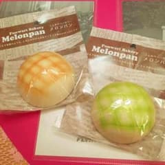 メロンパン スクイーズのサムネイル