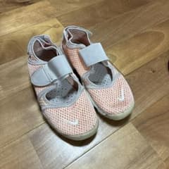 NIKE キッズ スニーカー ピンク22センチのサムネイル