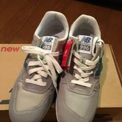 ニューバランス996のサムネイル