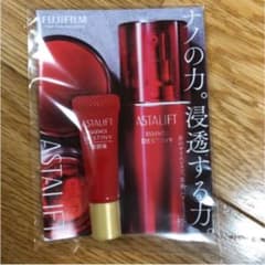 あい様専用　新品☆アスタリフト 美容液のサムネイル