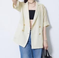 INDIVI【洗える／メッシュ素材】半袖シアージャケット　新品未着用のサムネイル
