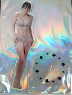 吉岡里帆 アクリルスタンド 6 - メルカリ