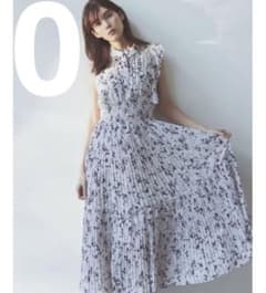 スナイデル　フリルプリーツワンピース　0サイズ　新品のサムネイル